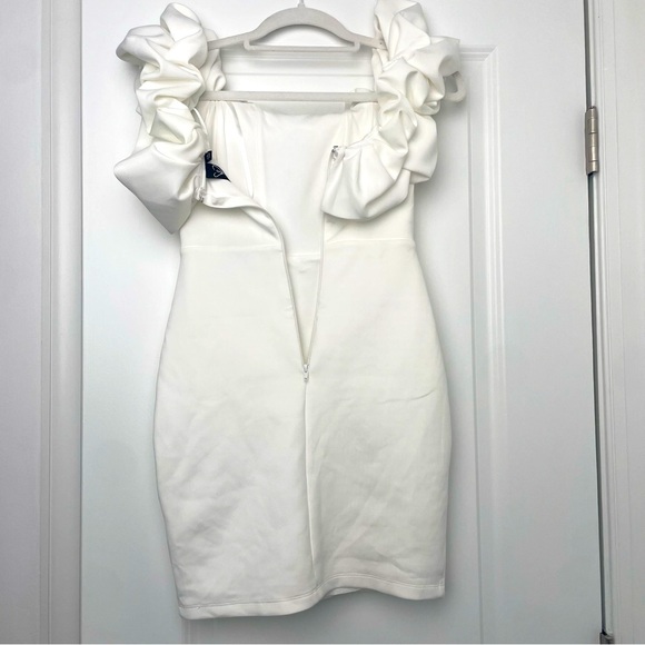 WINDSOR- Kiari Formal Off the Shoulder Ruffled Dress - Picture 7 of 9